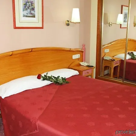 マリア デ ルナ 3*