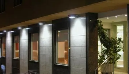 Otel Maria De Luna 3*