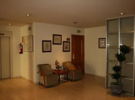 Hotel Maria De Luna