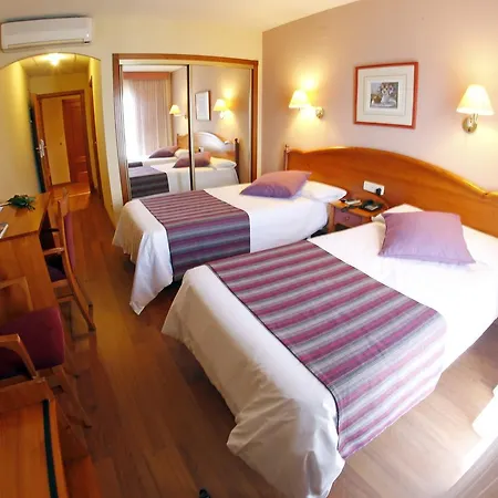Hotel Maria De Luna