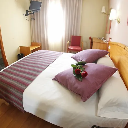 Maria De Luna Hotel
